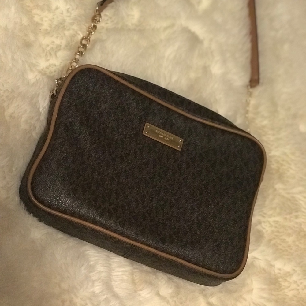 Michael Kors crossbody bag